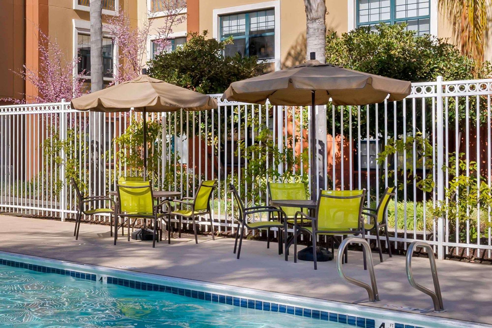 Extended Stay America Premier Suites - Union City - Dyer St Exterior foto